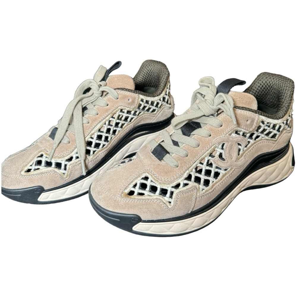 Chanel Embroidered CC Sneakers Shoes Lace Up Low Top Suede Beige Size 7